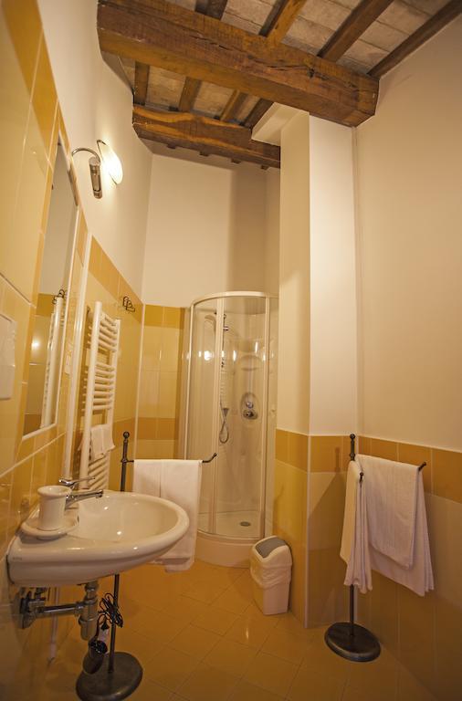 Hotel Il Ristoro Del Viandante Offagna Camera foto